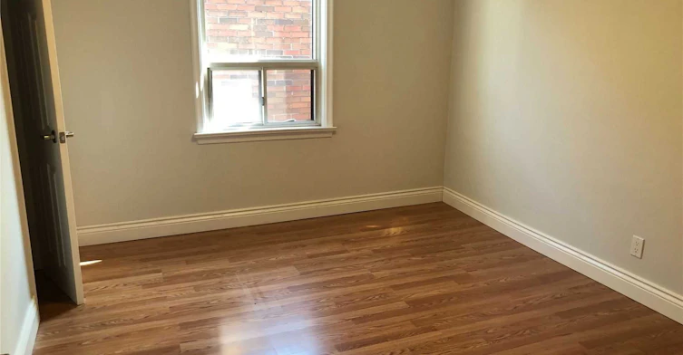 184 Donald Avenue, Toronto, ON, M6M 1K4 - 5