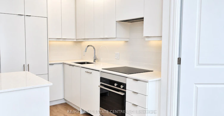 1001-30 Elm Drive W, Mississauga, ON, L5B 1L9 - 4
