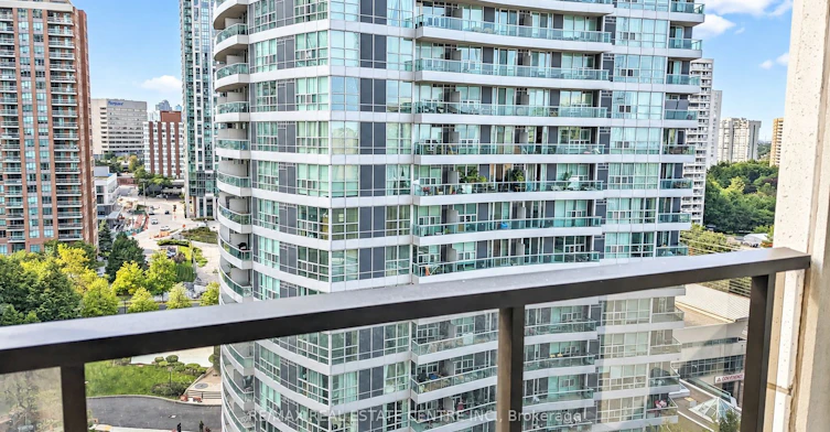 1001-30 Elm Drive W, Mississauga, ON, L5B 1L9 - 13