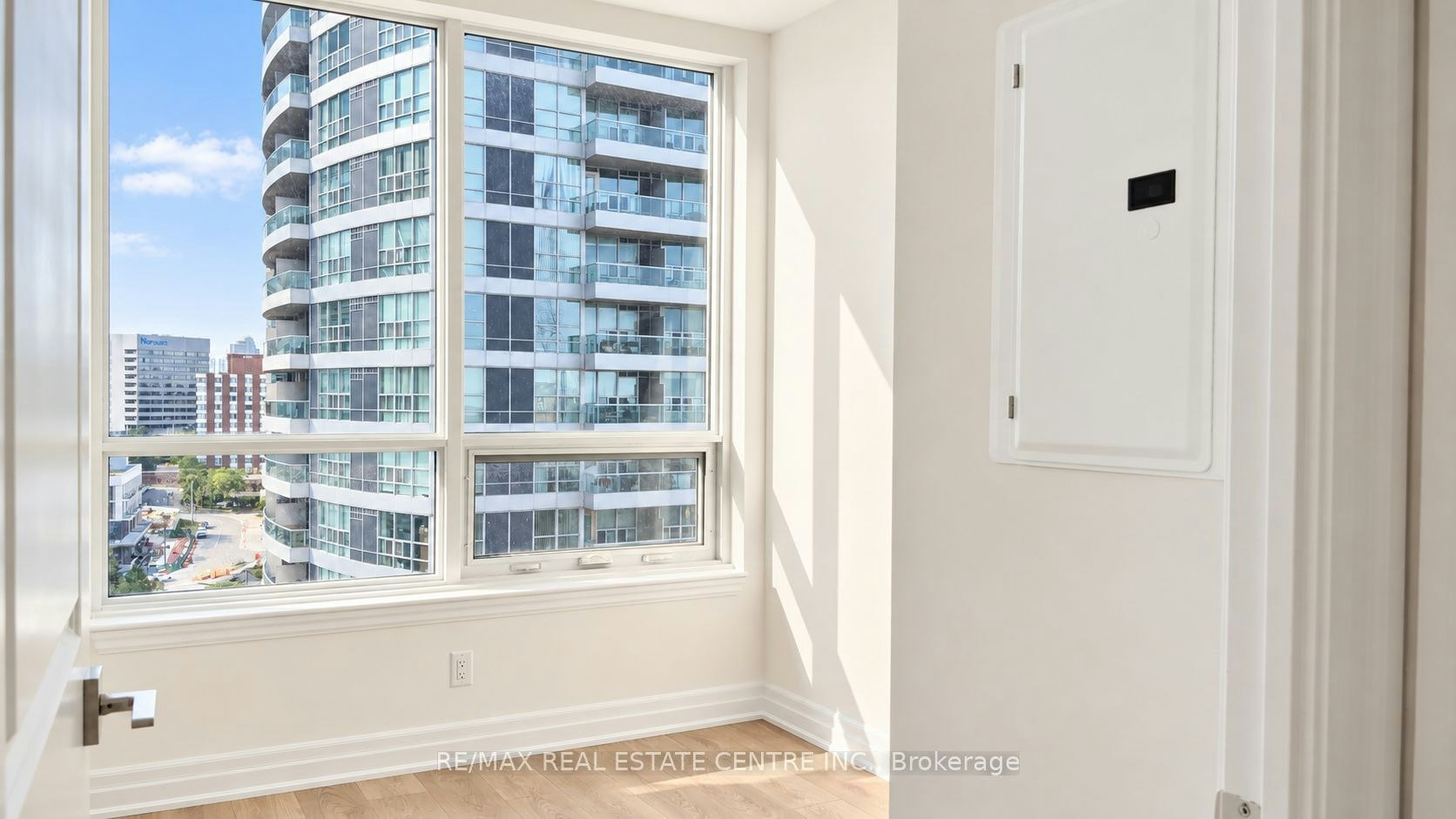 1001-30 Elm Drive W, Mississauga, ON, L5B 1L9 - 11
