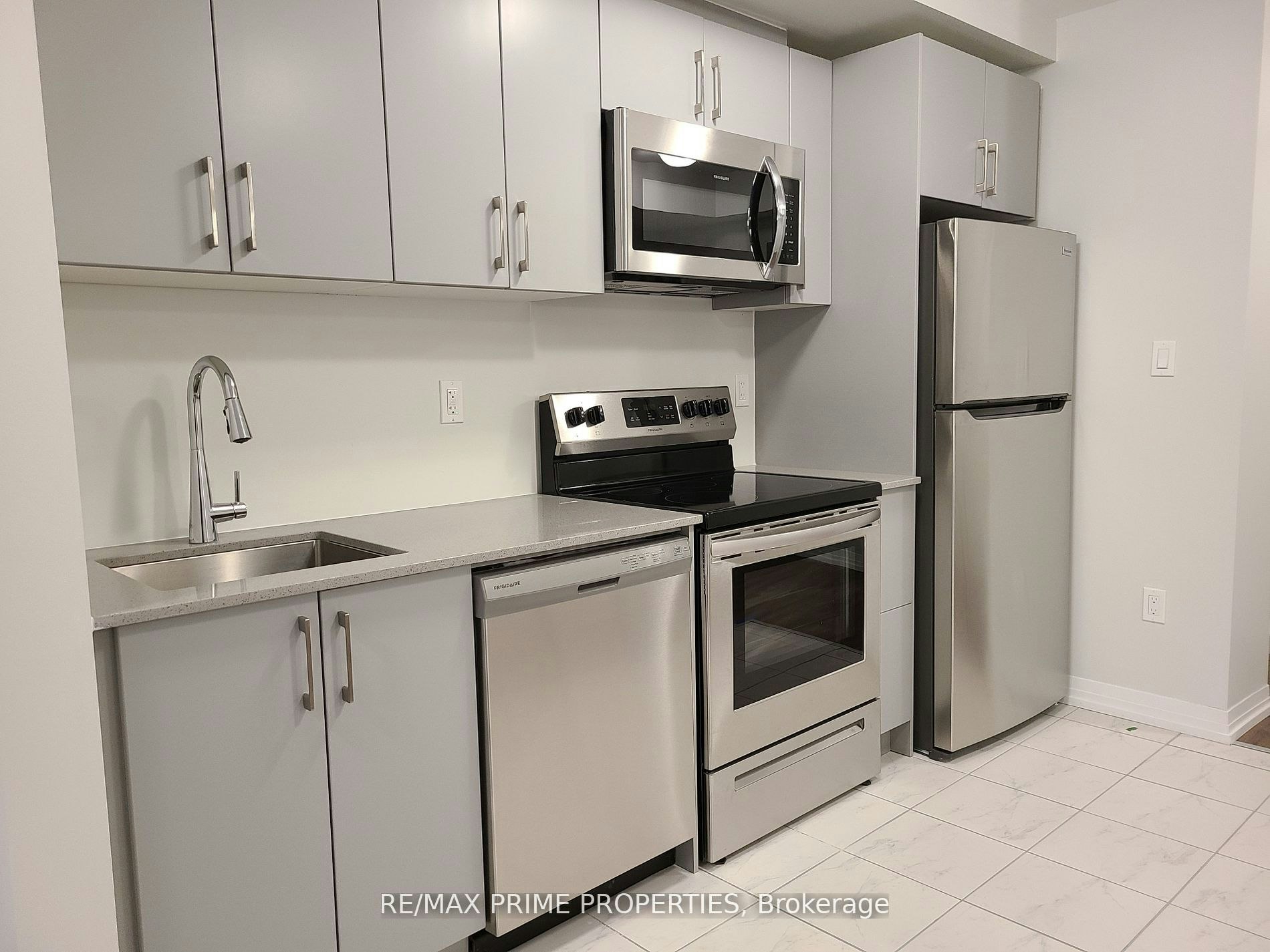 119-1145 Journeyman Lane, Mississauga, ON, L5J 0B5 - 4