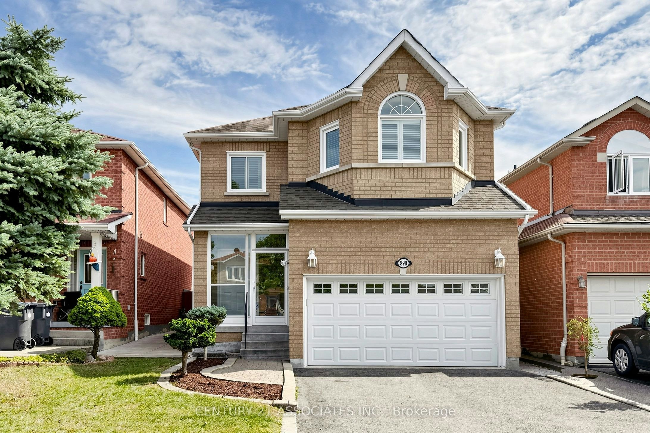 890 Blyleven Boulevard, Mississauga, ON, L5V 2J3