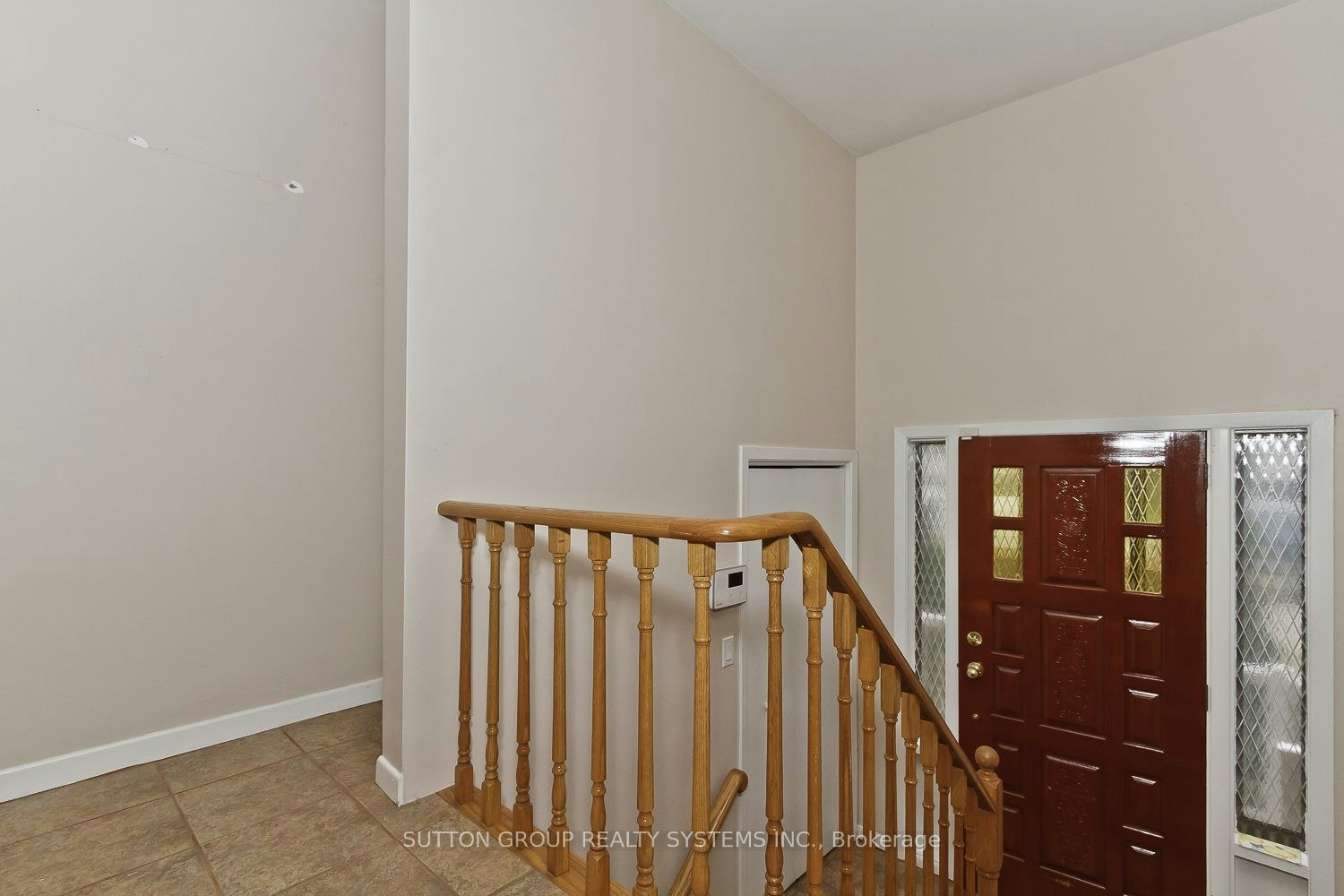 Upper-233 Hullmar Drive, Toronto, ON, M3N 2G2 - 20