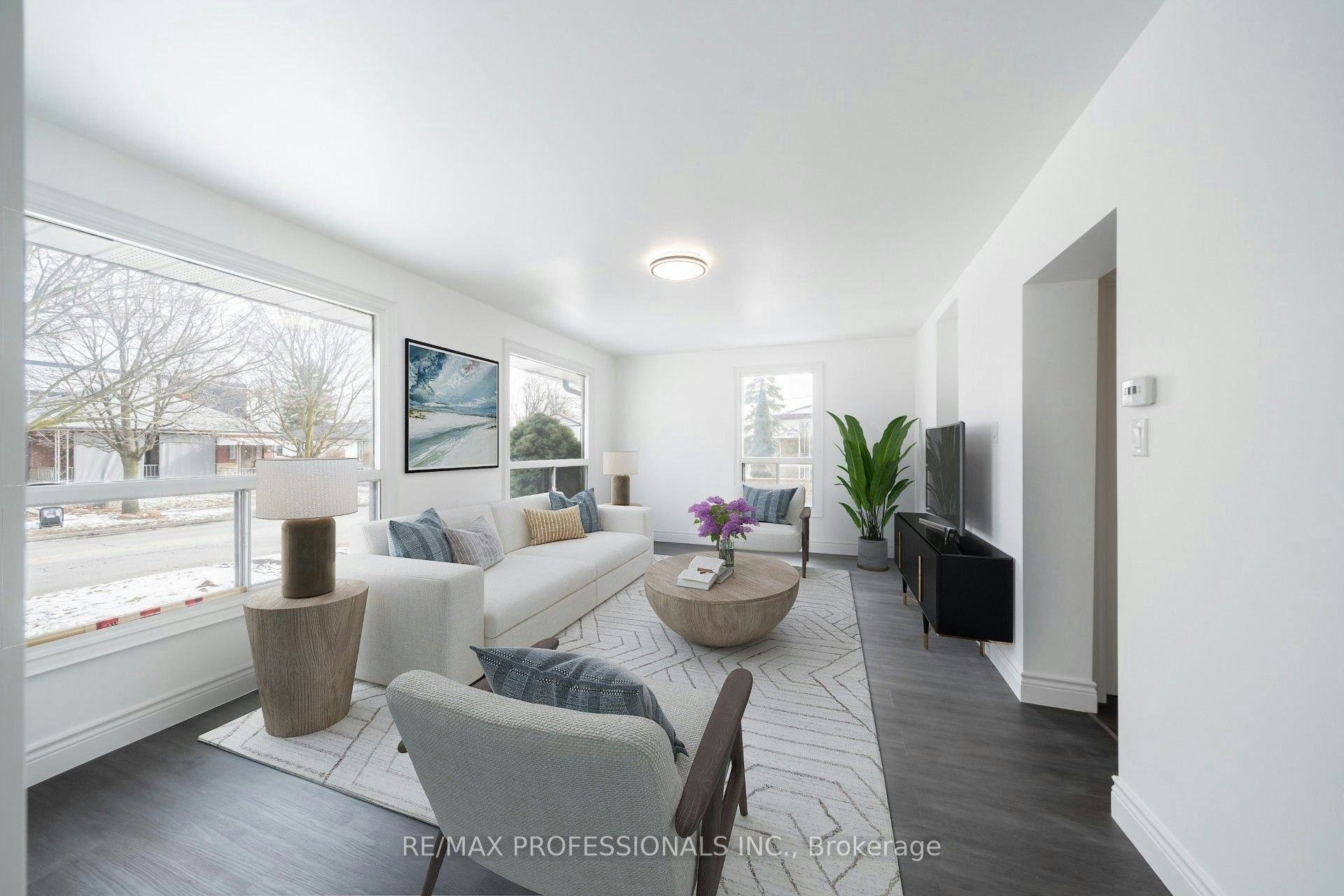 MAIN-174 Thirtieth Street, Toronto, ON, M8W 3C5