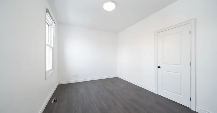 MAIN-174 Thirtieth Street, Toronto, ON, M8W 3C5 - 19