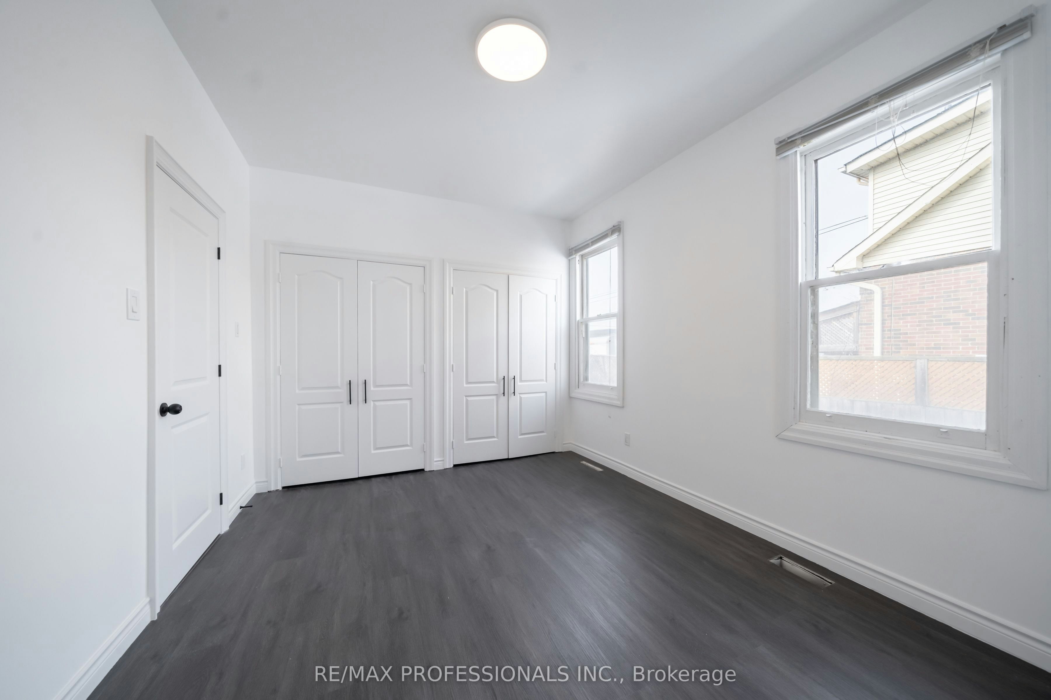 MAIN-174 Thirtieth Street, Toronto, ON, M8W 3C5 - 18