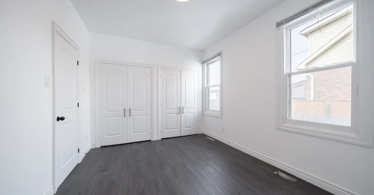 MAIN-174 Thirtieth Street, Toronto, ON, M8W 3C5 - 18