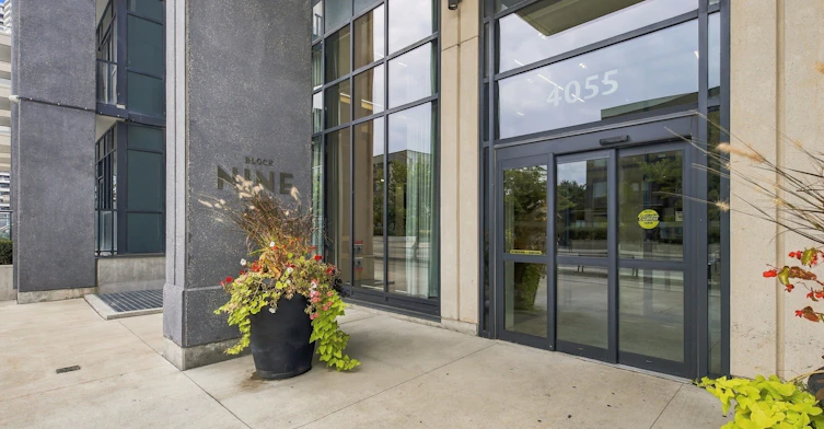 TH6-4055 Parkside Village Drive, Mississauga, ON, L5B 0K8 - 2