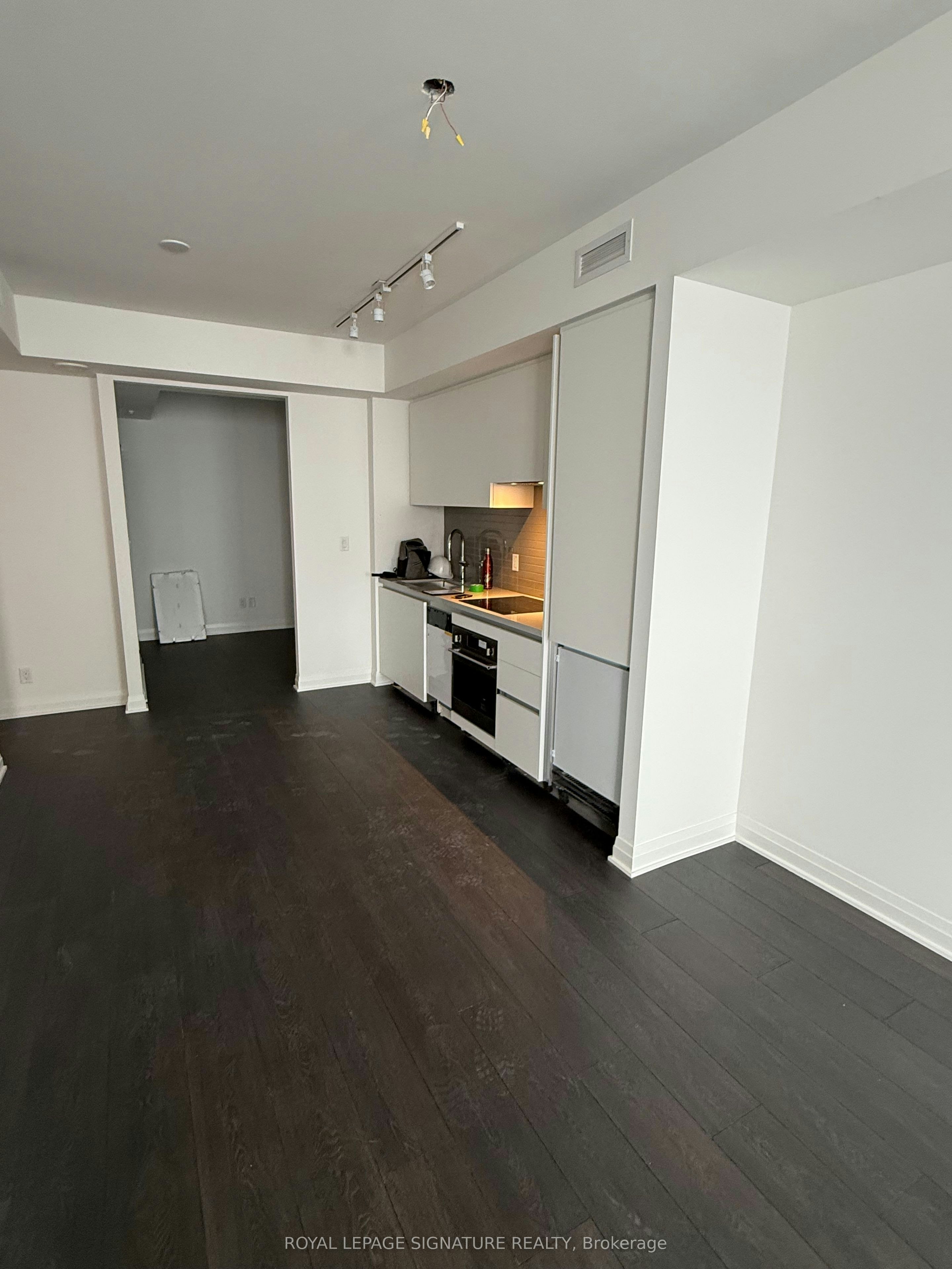 5701-4015 The Exchange N/A, Mississauga, ON, L5B 1M7 - 11