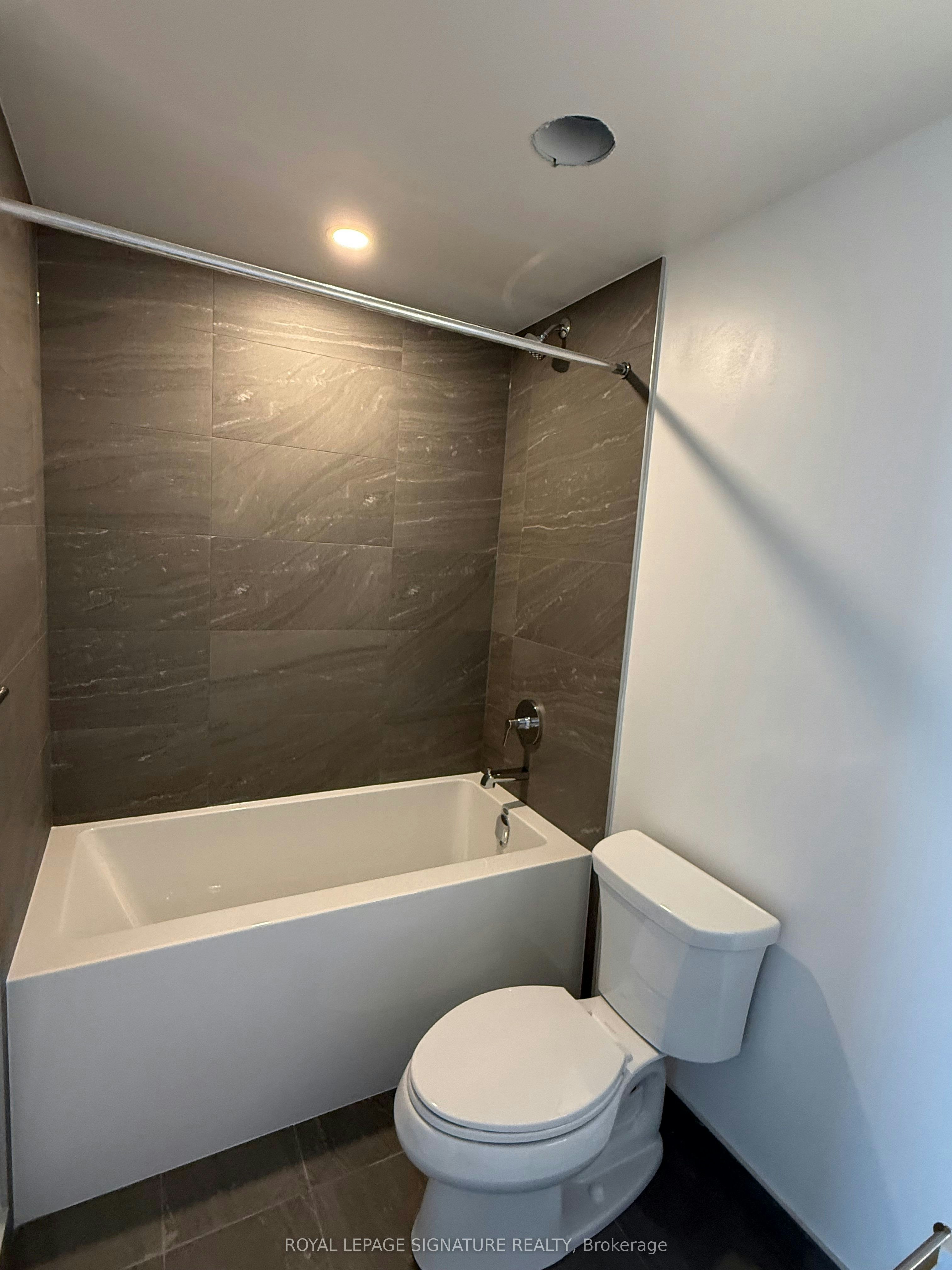 5701-4015 The Exchange N/A, Mississauga, ON, L5B 1M7 - 13