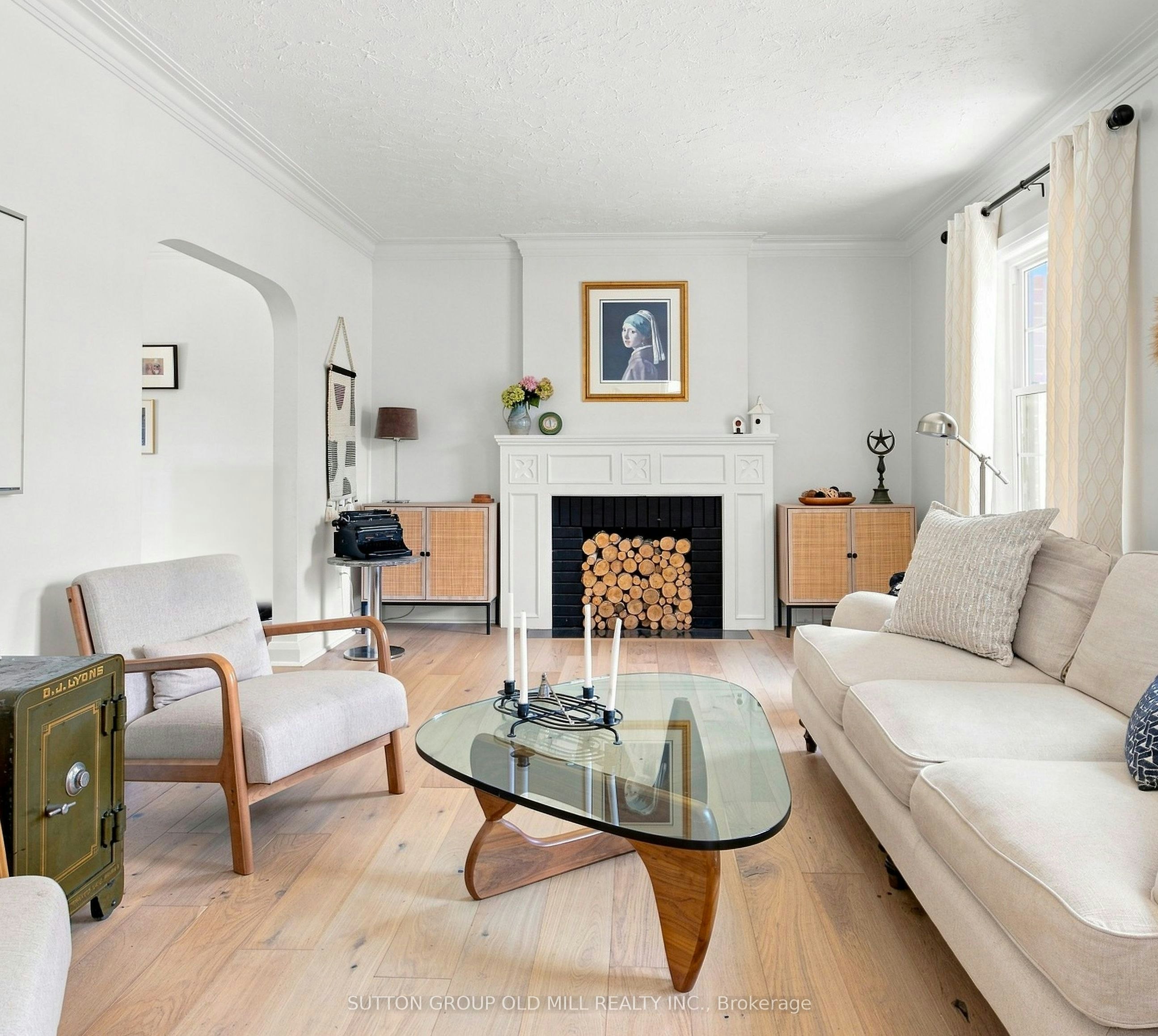 10 Queens Avenue, Toronto, ON, M8V 2N1