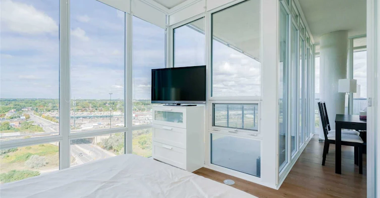 1811-90 Park Lawn Road, Toronto, ON, M8Y 0B6 - 8