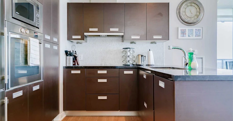 1811-90 Park Lawn Road, Toronto, ON, M8Y 0B6 - 5
