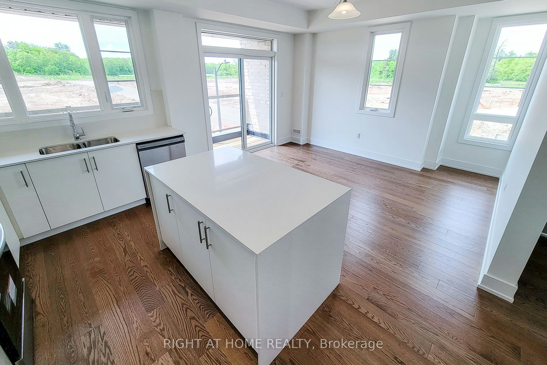 1131 Wheat Boom Drive, Oakville, ON, L6H 8B9 - 17