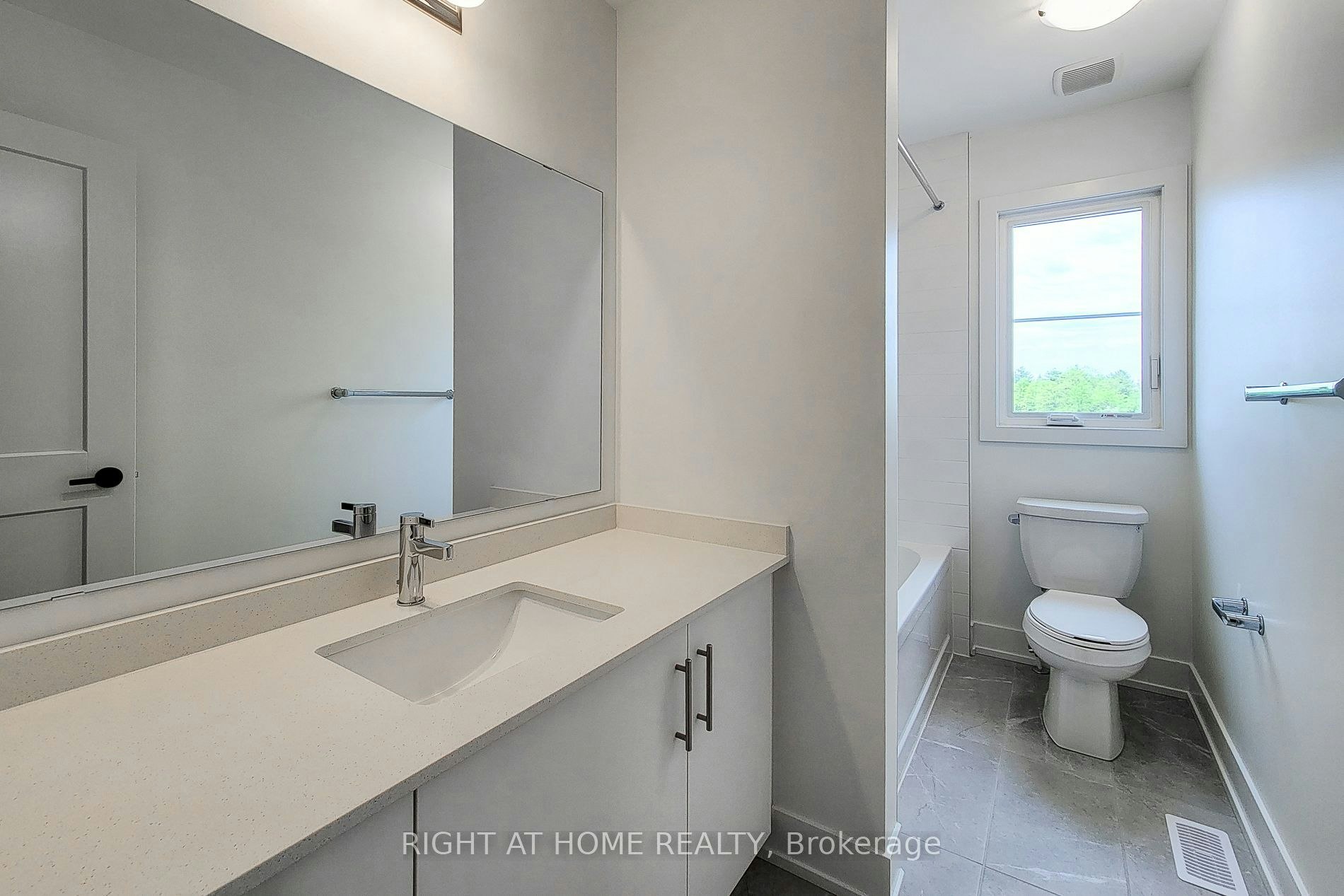 1131 Wheat Boom Drive, Oakville, ON, L6H 8B9 - 34