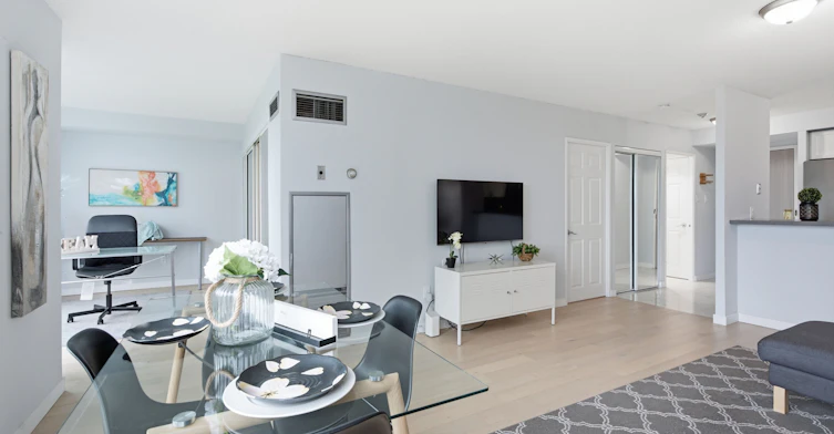 1005-2155 Burnhamthorpe Road W, Mississauga, ON, L5L 5P4 - 4