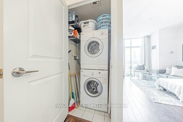 121-2 Eva Road, Toronto, ON, M9C 0A9 - 18