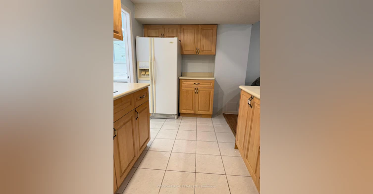 Basement-4289 Radisson Crescent, Mississauga, ON, L5M 4C2 - 4