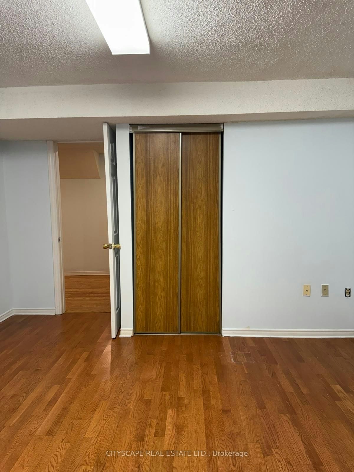 Basement-4289 Radisson Crescent, Mississauga, ON, L5M 4C2 - 10