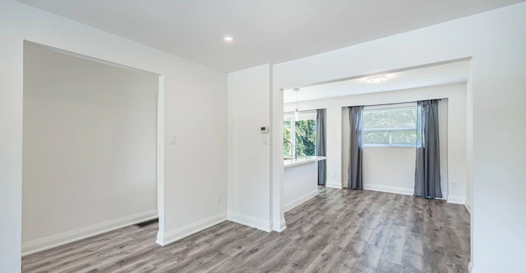 17-1055 Shawnmarr Road, Mississauga, ON, L5H 3V2 - 17