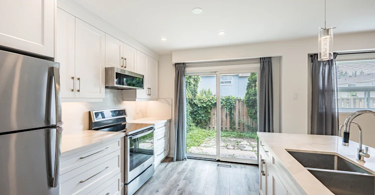 17-1055 Shawnmarr Road, Mississauga, ON, L5H 3V2 - 25