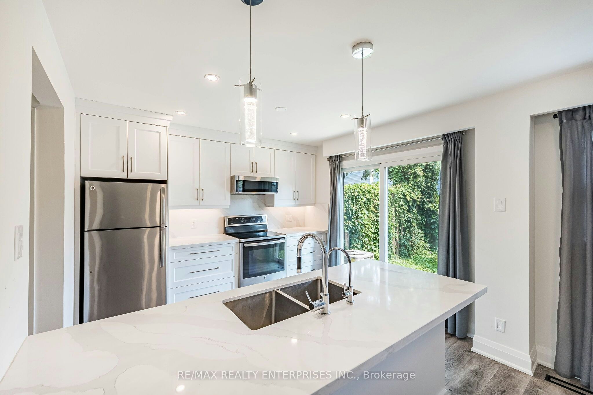 17-1055 Shawnmarr Road, Mississauga, ON, L5H 3V2 - 23
