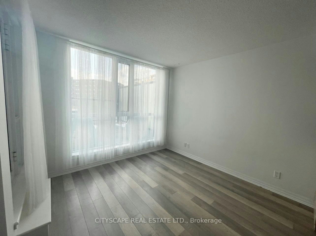 202-80 Esther Lorrie Drive, Toronto, ON, M9W 0C6 - 6