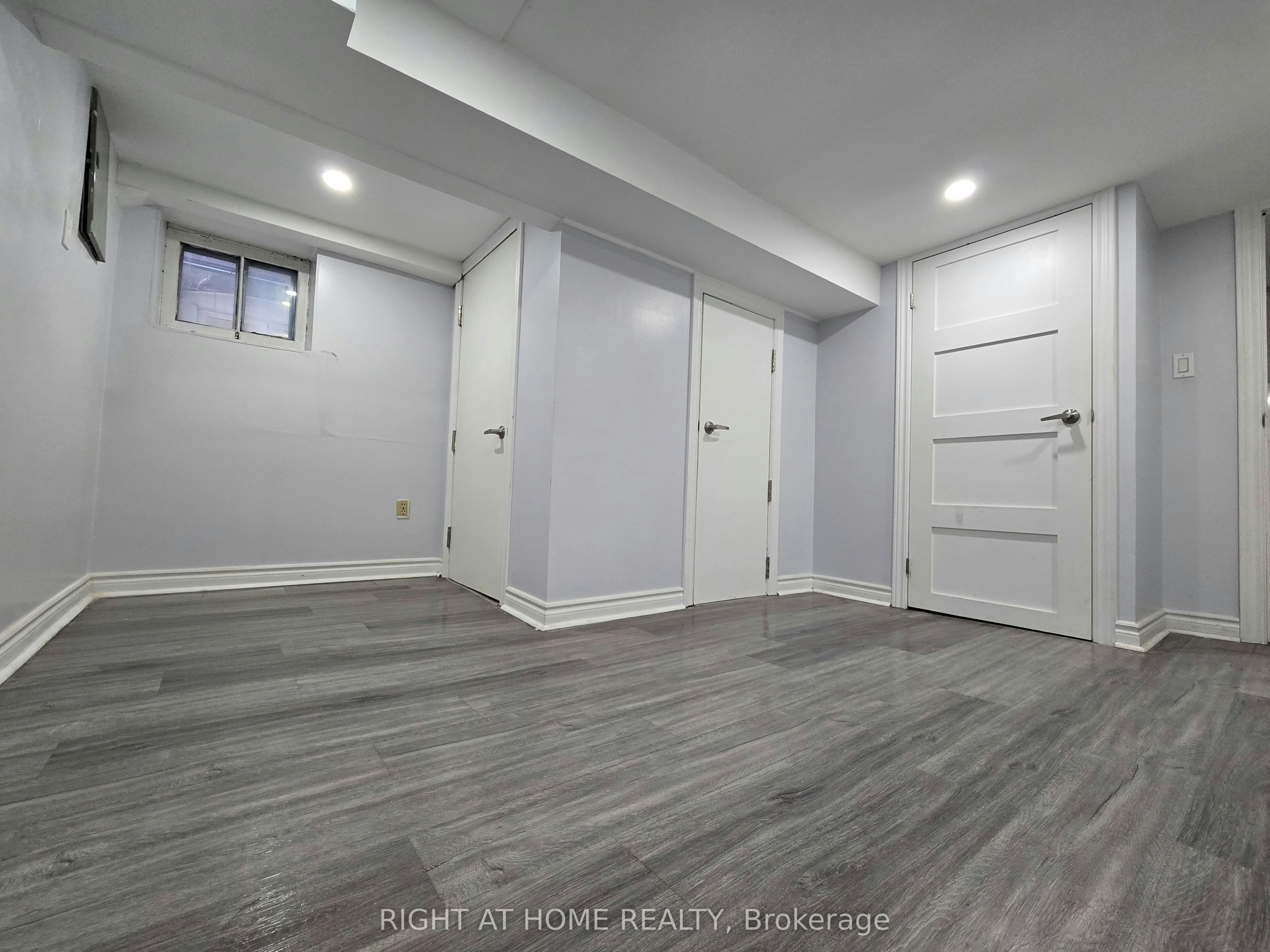 BSMT-984 Ossington Avenue, Toronto, ON, M6G 3V6 - 2