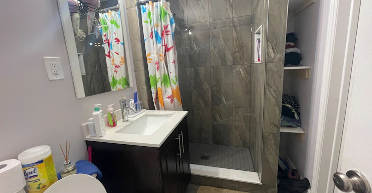 Upper-25 Coronado Court, Toronto, ON, M9M 1S6 - 16