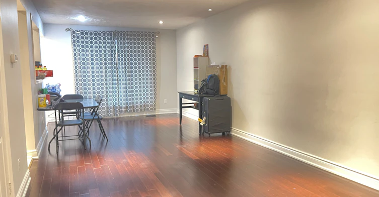 Upper-25 Coronado Court, Toronto, ON, M9M 1S6 - 17