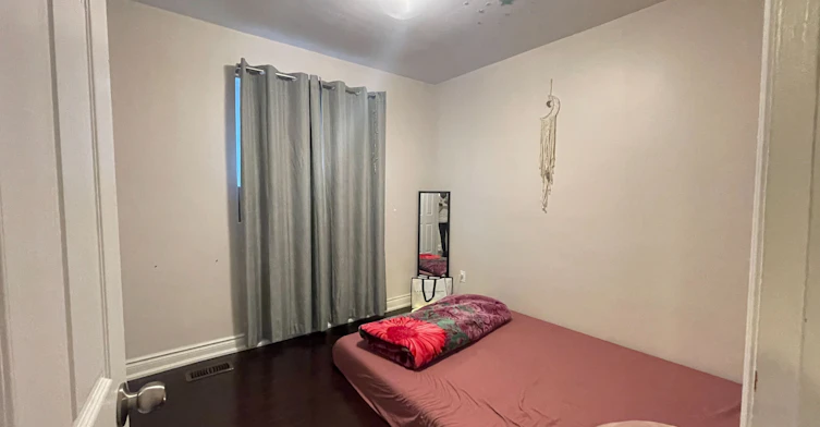 Upper-25 Coronado Court, Toronto, ON, M9M 1S6 - 10