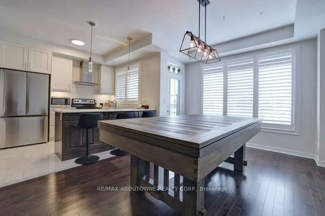 2435 Greenwich Drive, Oakville, ON, L6M 0S4 - 8