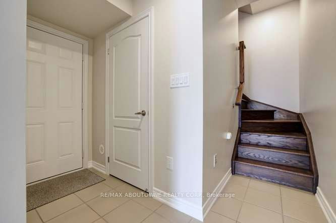 2435 Greenwich Drive, Oakville, ON, L6M 0S4 - 5
