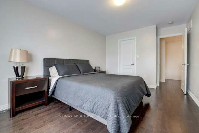 2435 Greenwich Drive, Oakville, ON, L6M 0S4 - 14