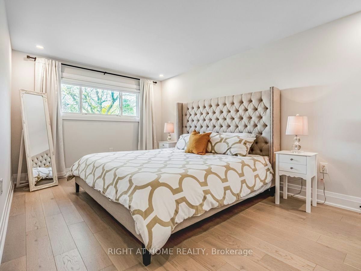883 Francis Road, Burlington, ON, L7T 3Y3 - 14