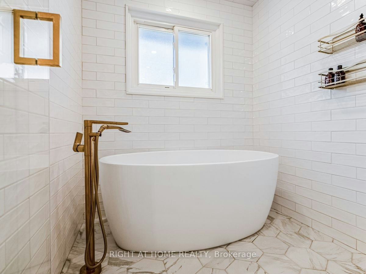 883 Francis Road, Burlington, ON, L7T 3Y3 - 13
