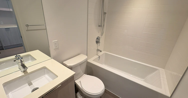 4203-448 Burnhamthorpe Road W, Mississauga, ON, L5B 0R4 - 11