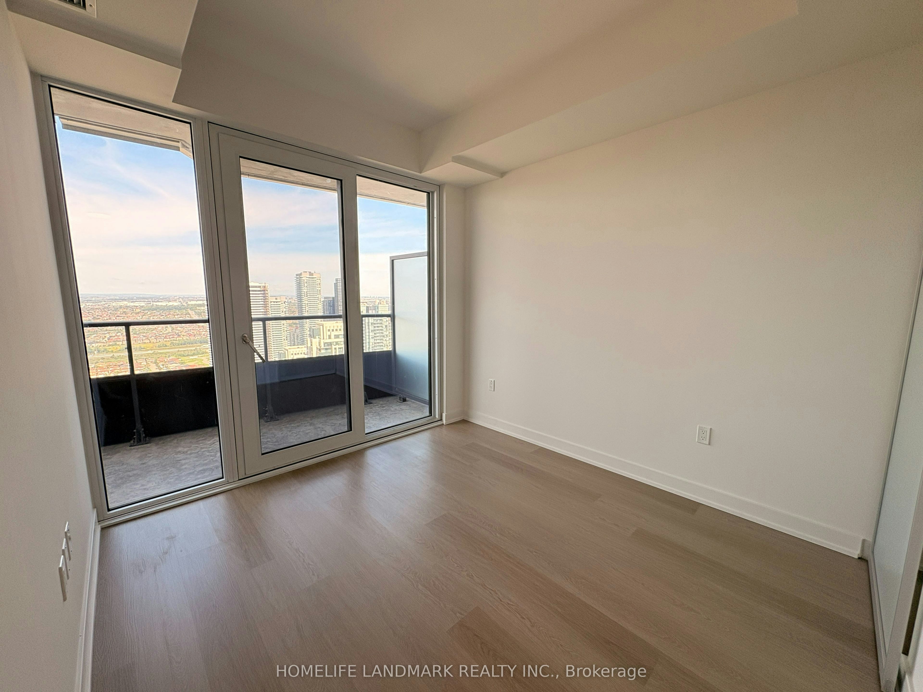 4203-448 Burnhamthorpe Road W, Mississauga, ON, L5B 0R4 - 5