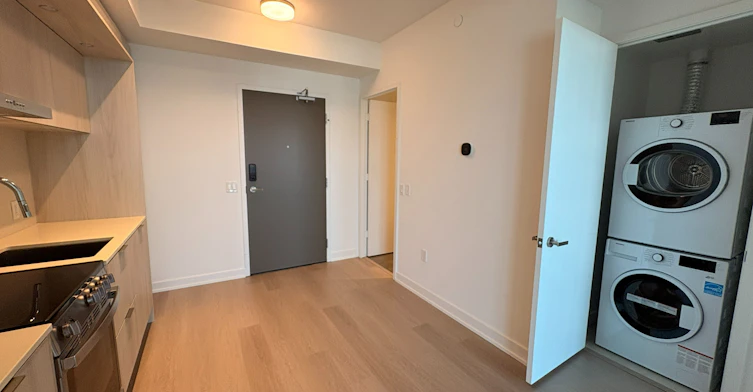 4203-448 Burnhamthorpe Road W, Mississauga, ON, L5B 0R4 - 8
