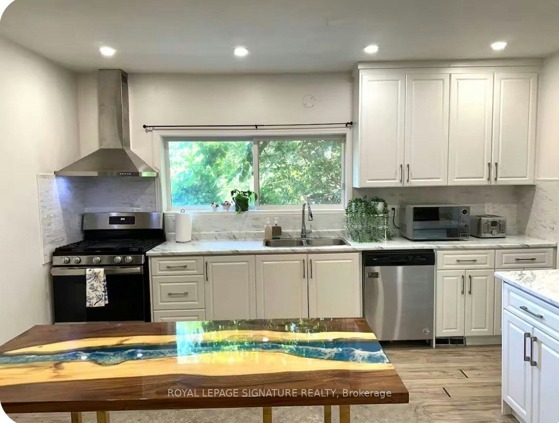 1119 Rebecca Street, Oakville, ON, L6L 1Y6 - 2
