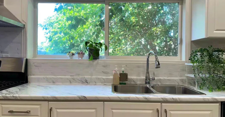 1119 Rebecca Street, Oakville, ON, L6L 1Y6
