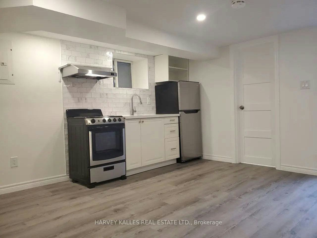 Main-1300 Lansdowne Avenue, Toronto, ON, M6K 2V9 - 26