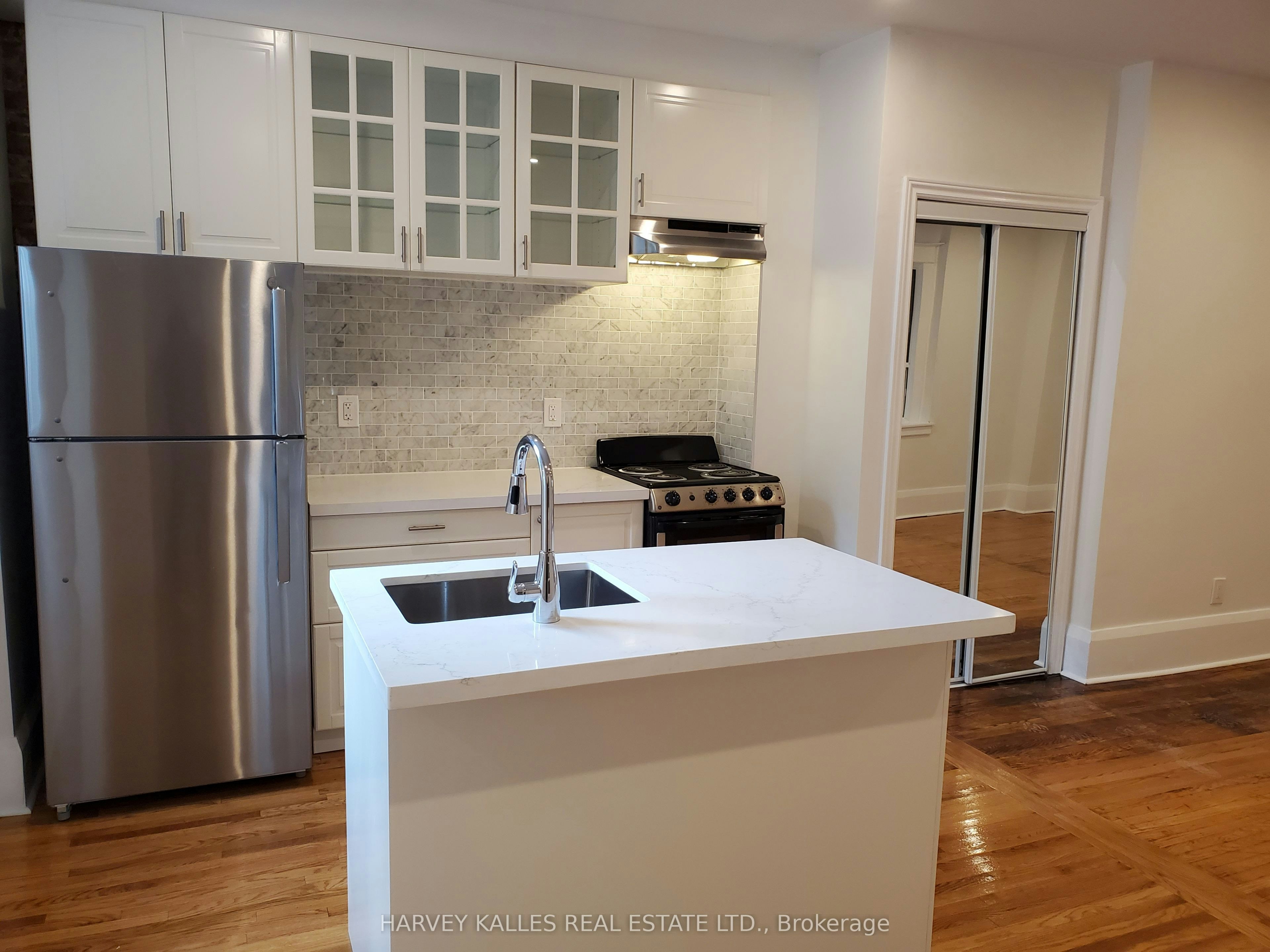 Main-1300 Lansdowne Avenue, Toronto, ON, M6K 2V9 - 9