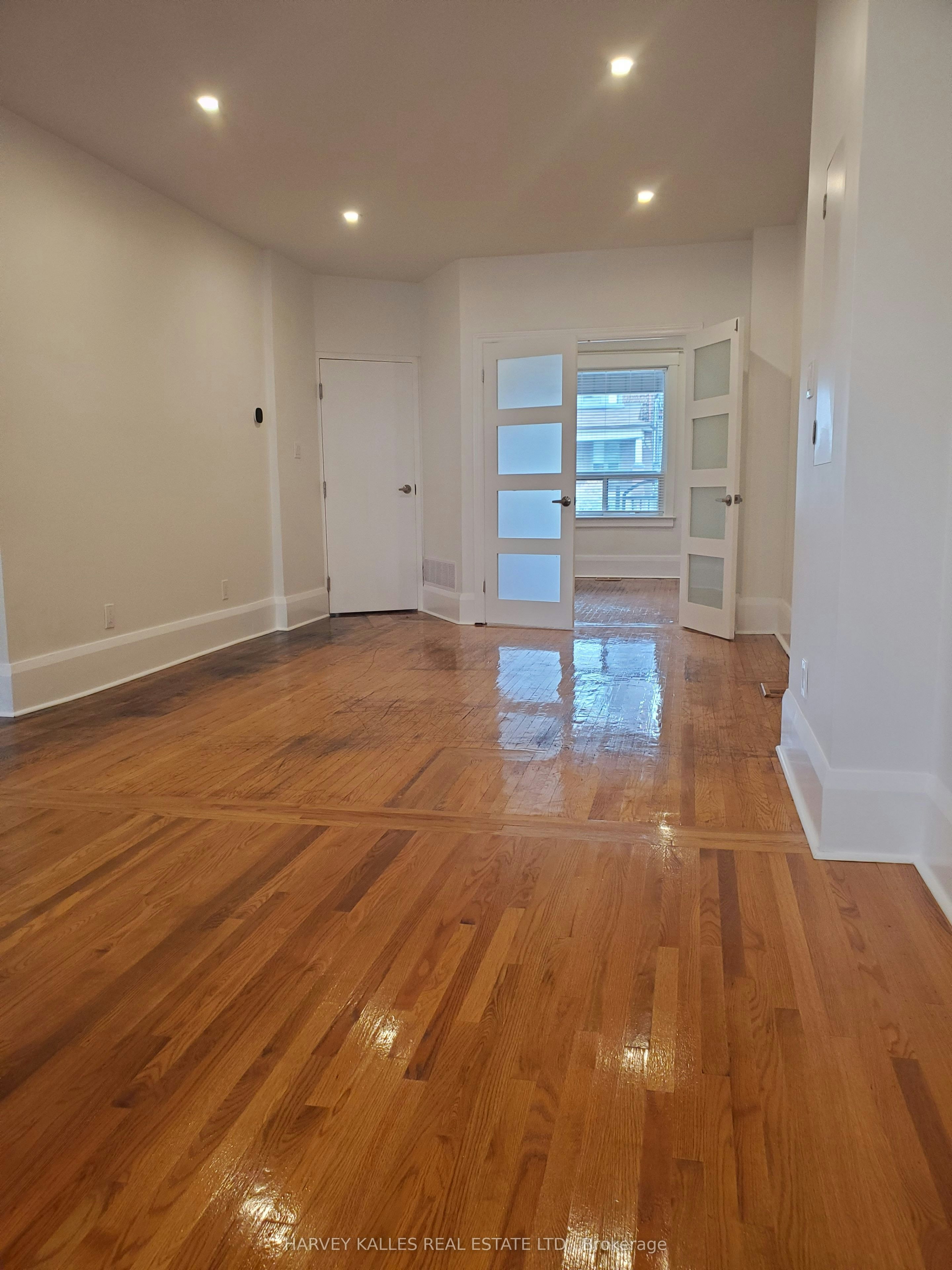 Main-1300 Lansdowne Avenue, Toronto, ON, M6K 2V9 - 16
