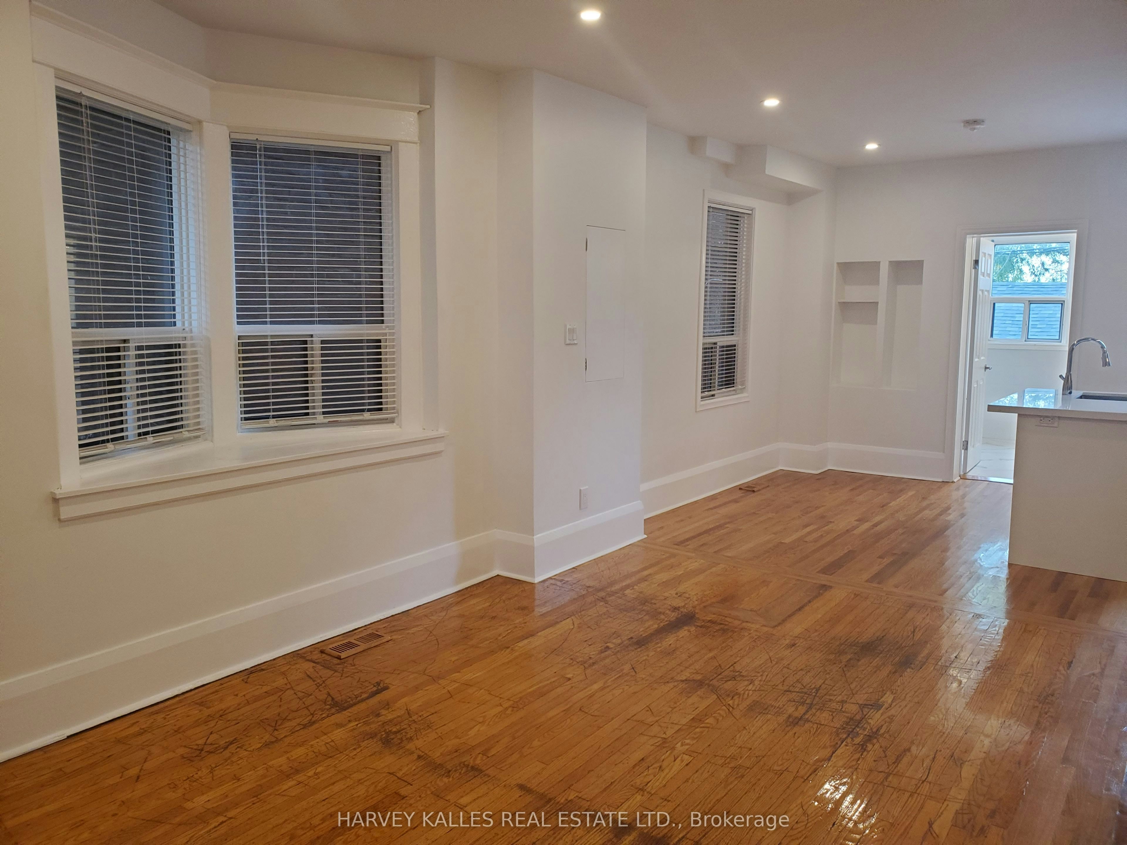 Main-1300 Lansdowne Avenue, Toronto, ON, M6K 2V9 - 6