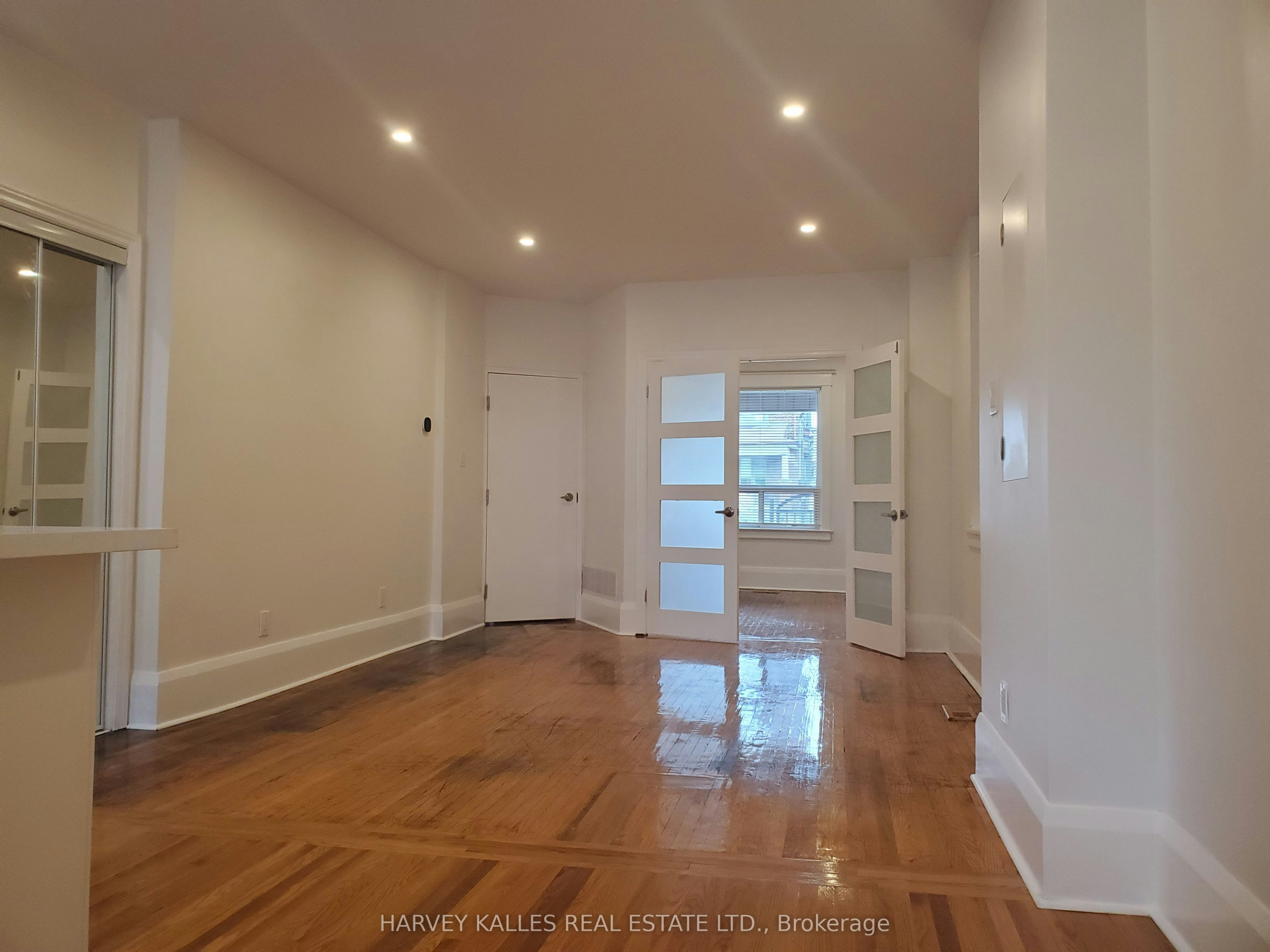 Main-1300 Lansdowne Avenue, Toronto, ON, M6K 2V9 - 17