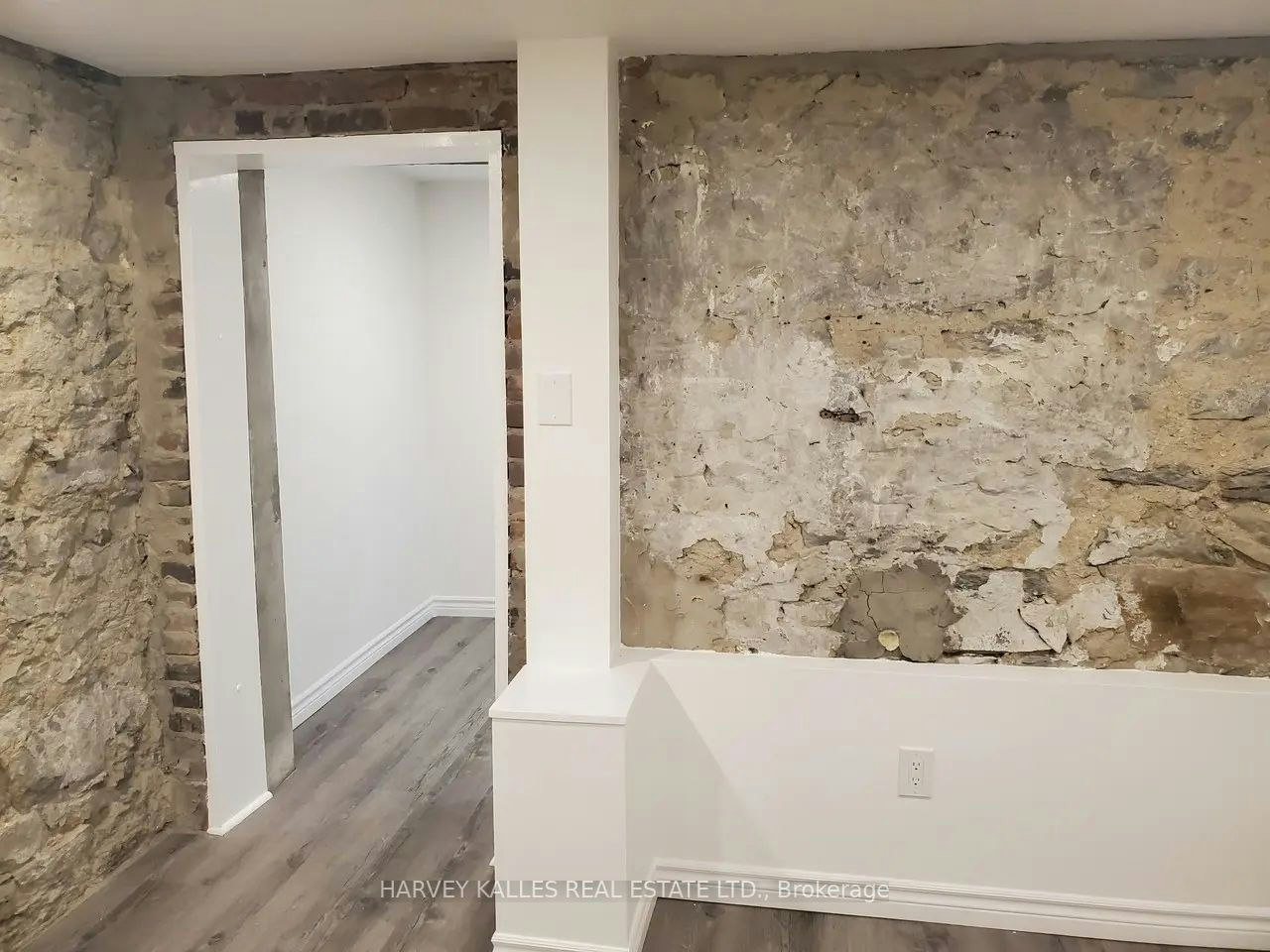 Main-1300 Lansdowne Avenue, Toronto, ON, M6K 2V9 - 31