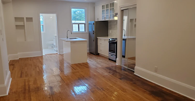 Main-1300 Lansdowne Avenue, Toronto, ON, M6K 2V9