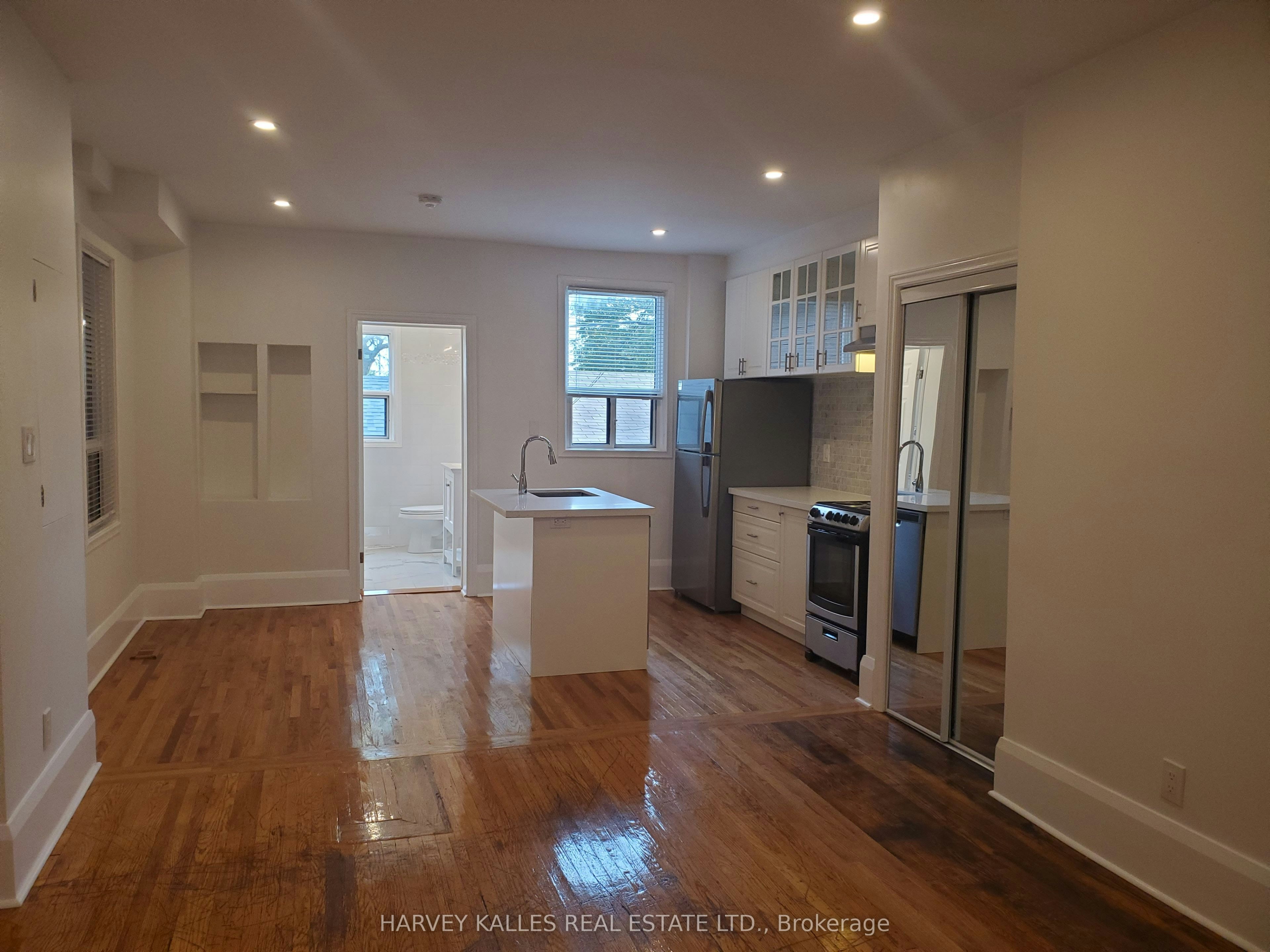 Main-1300 Lansdowne Avenue, Toronto, ON, M6K 2V9 - 3