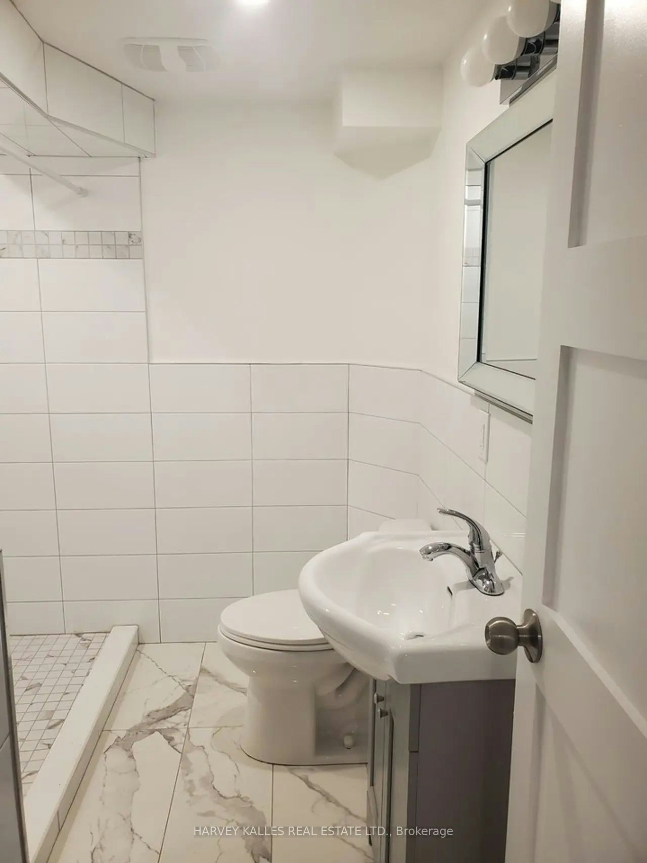Main-1300 Lansdowne Avenue, Toronto, ON, M6K 2V9 - 34